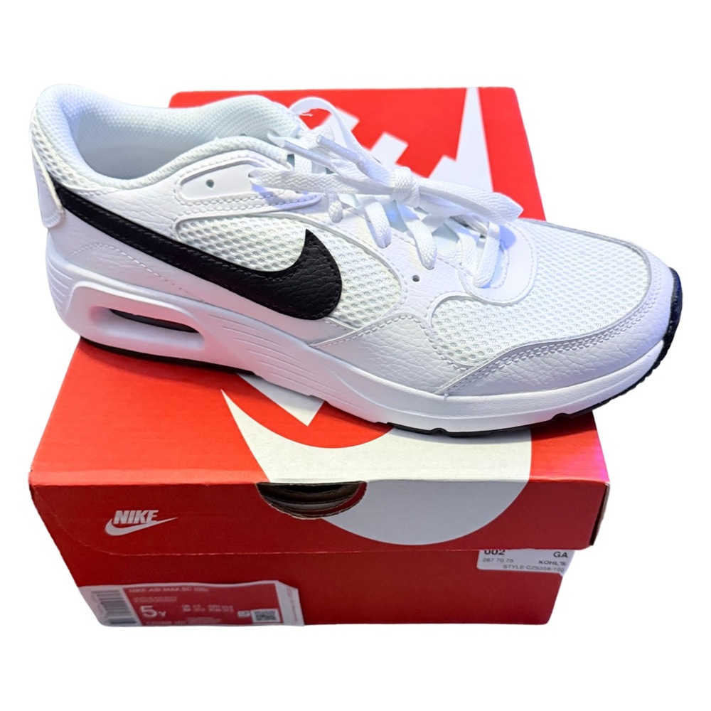 BRAND NEW Kids Nike Air Max